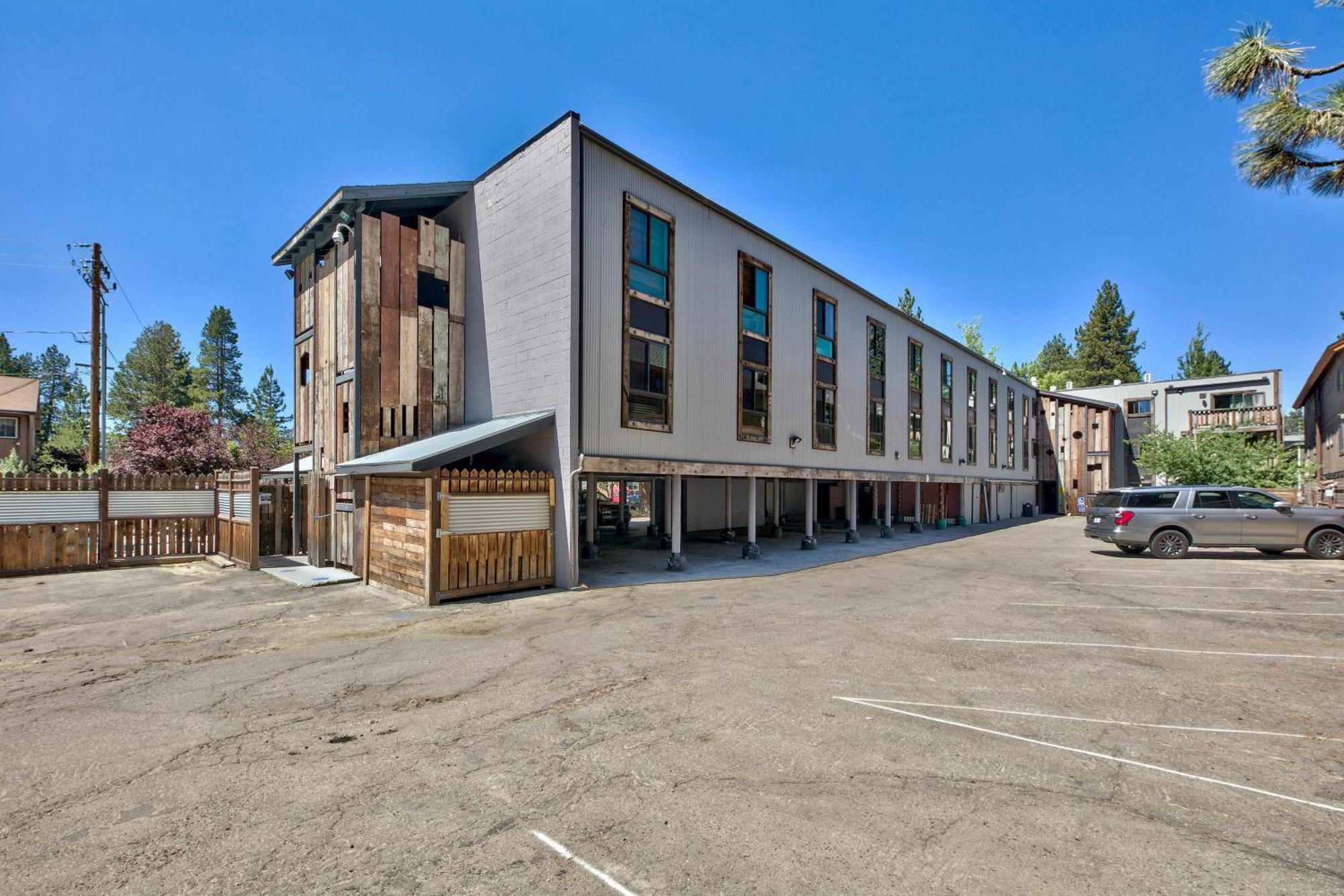 Inn At South Lake Tahoe Exterior photo